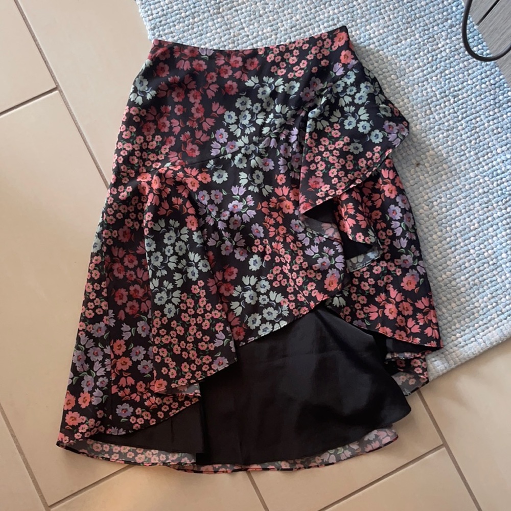 Lovers and friends skirt
